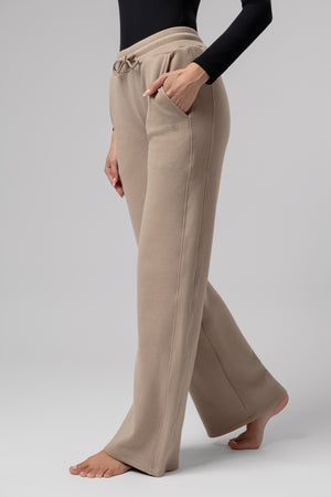 lelosi supercomfort dressipüksid saweetie 1