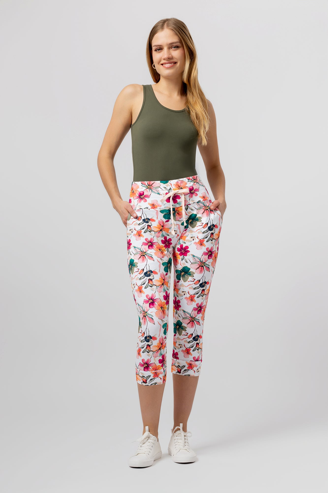 Capri dressipüksid